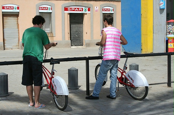 Barcelona Shared Bicycle Case (2)